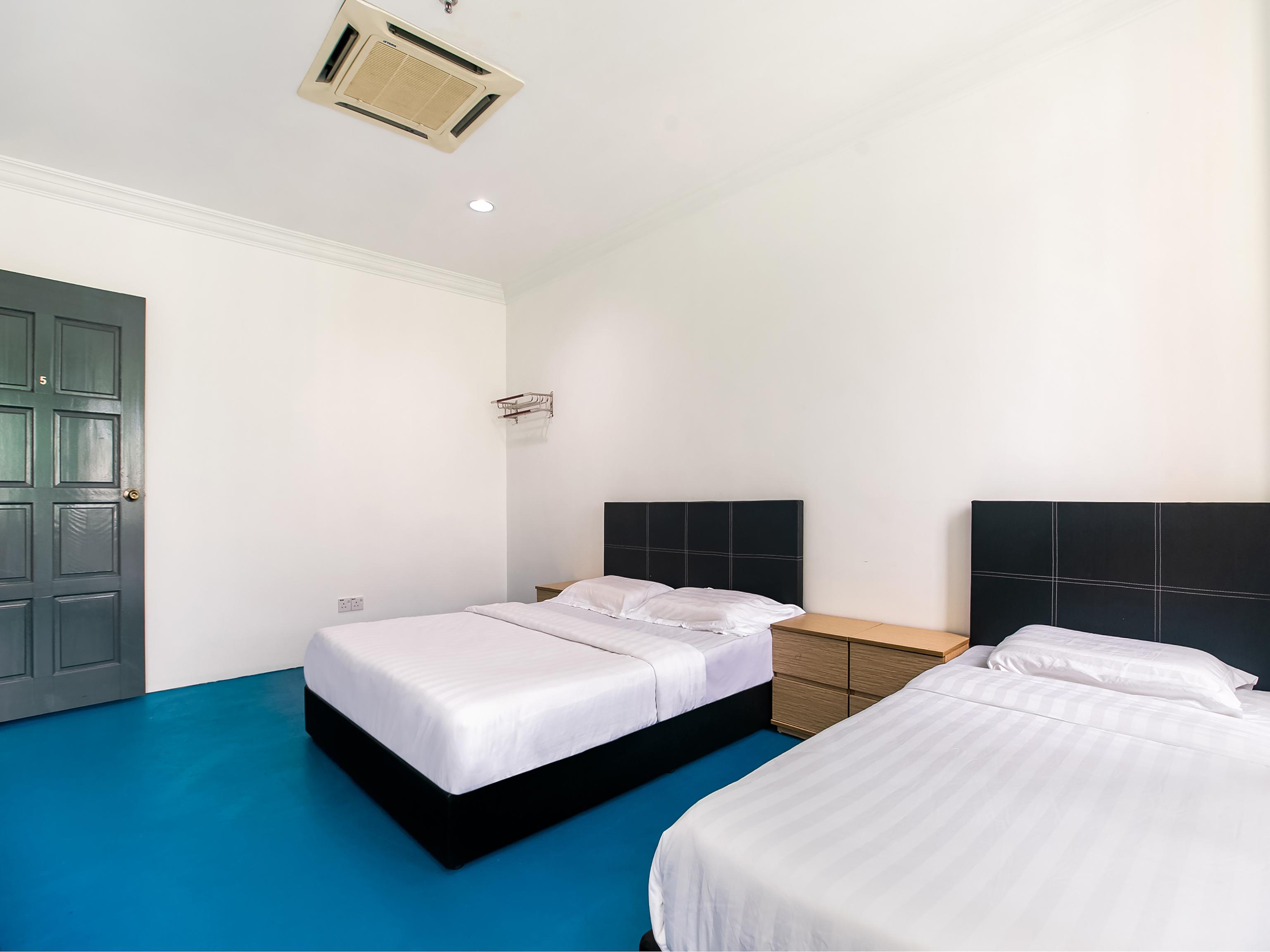 Spot On 89726 Capsule Inn Kota Kinabalu Buitenkant foto